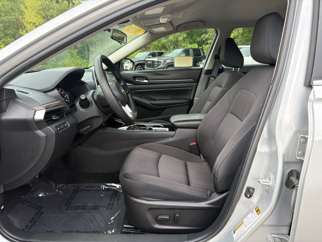 Used 2024 Nissan Altima 2.5 SV AWD/4WD image 24
