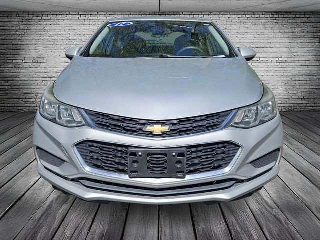 Used 2017 Chevrolet Cruze LS FWD image 8