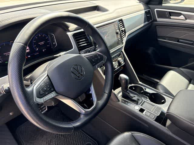 Used 2021 Volkswagen Atlas Cross Sport SEL R-Line w/ Cross Sport MDO Package FWD image 10