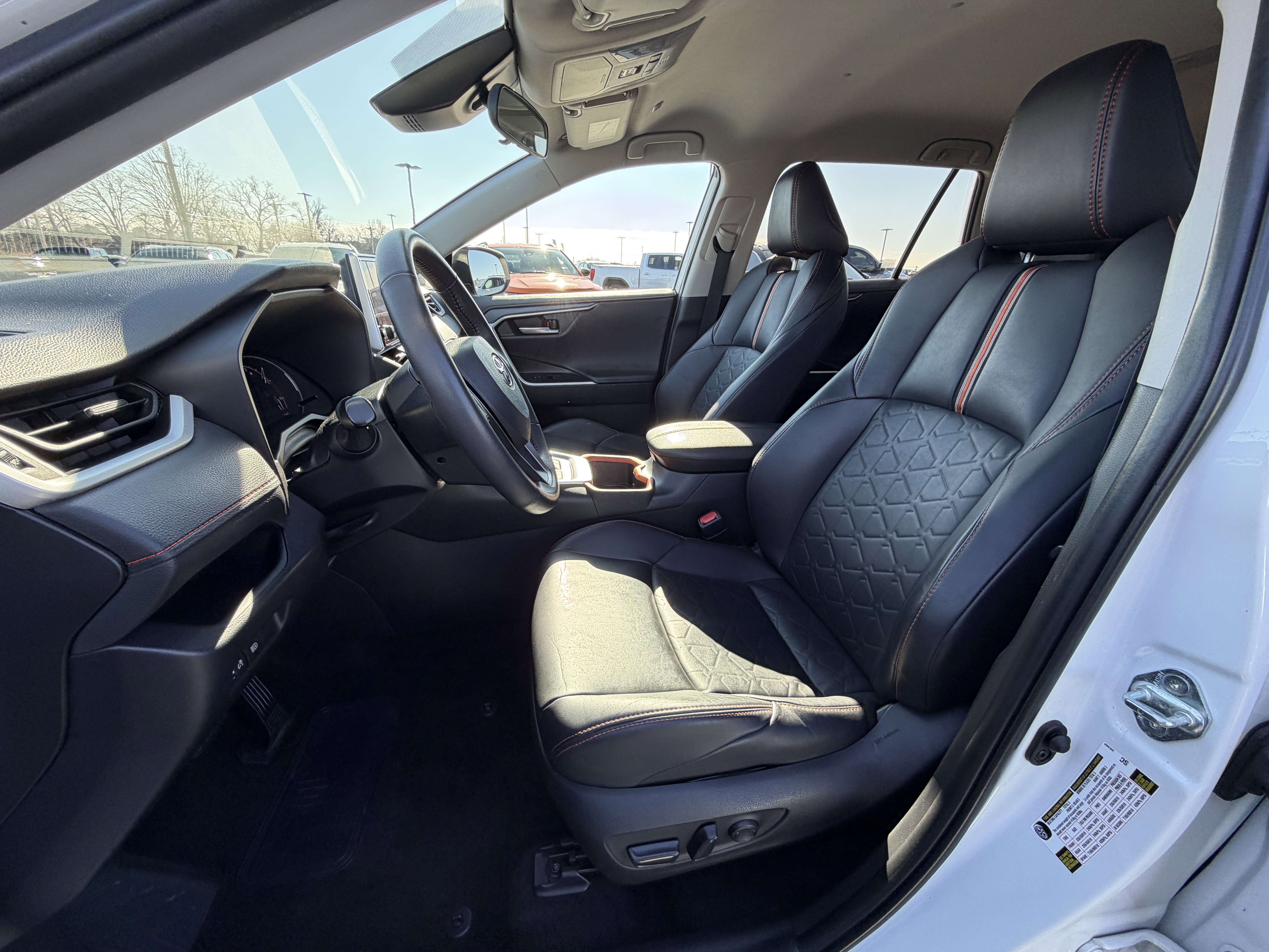 Used 2023 Toyota RAV4 Adventure image 9