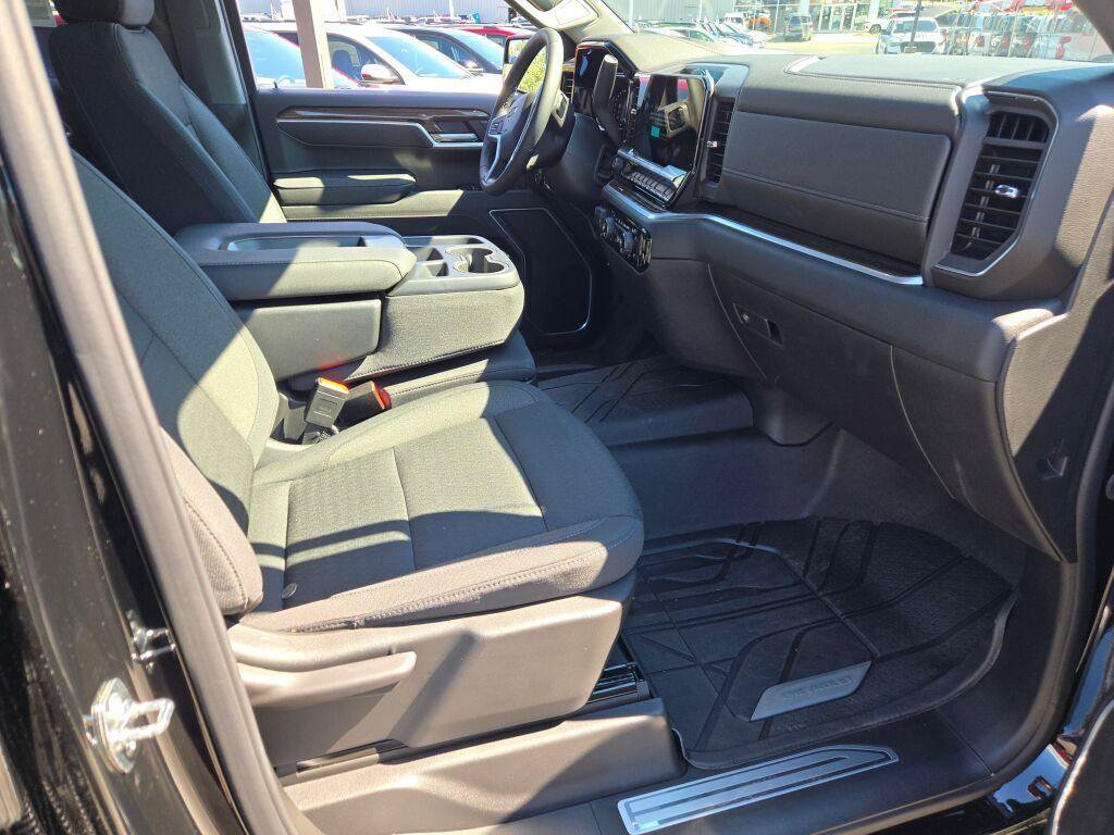 New 2026 Chevrolet Silverado 1500 RST w/ RST Select Package AWD/4WD image 7