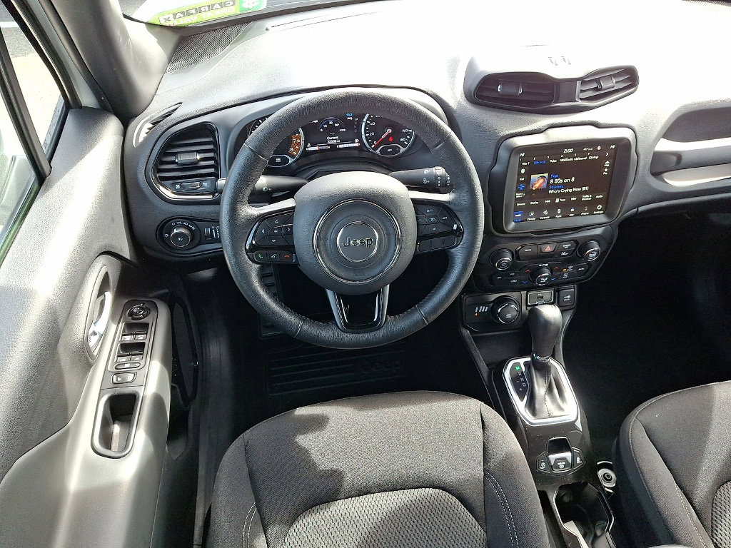 Certified 2022 Jeep Renegade Altitude w/ Convenience Group image 21