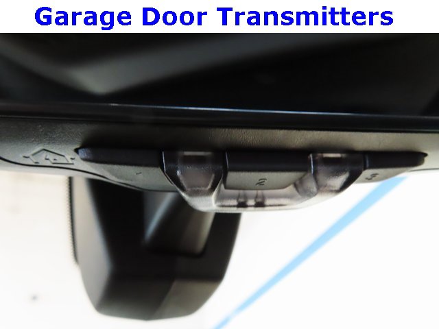 Used 2025 BMW 740i image 37