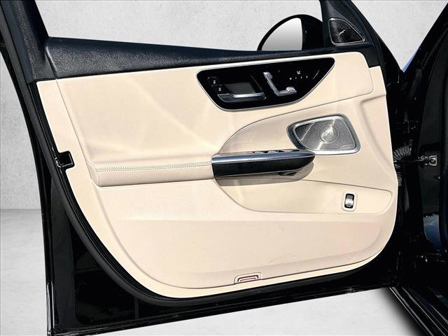 Used 2025 Mercedes-Benz C 300 Sedan image 18