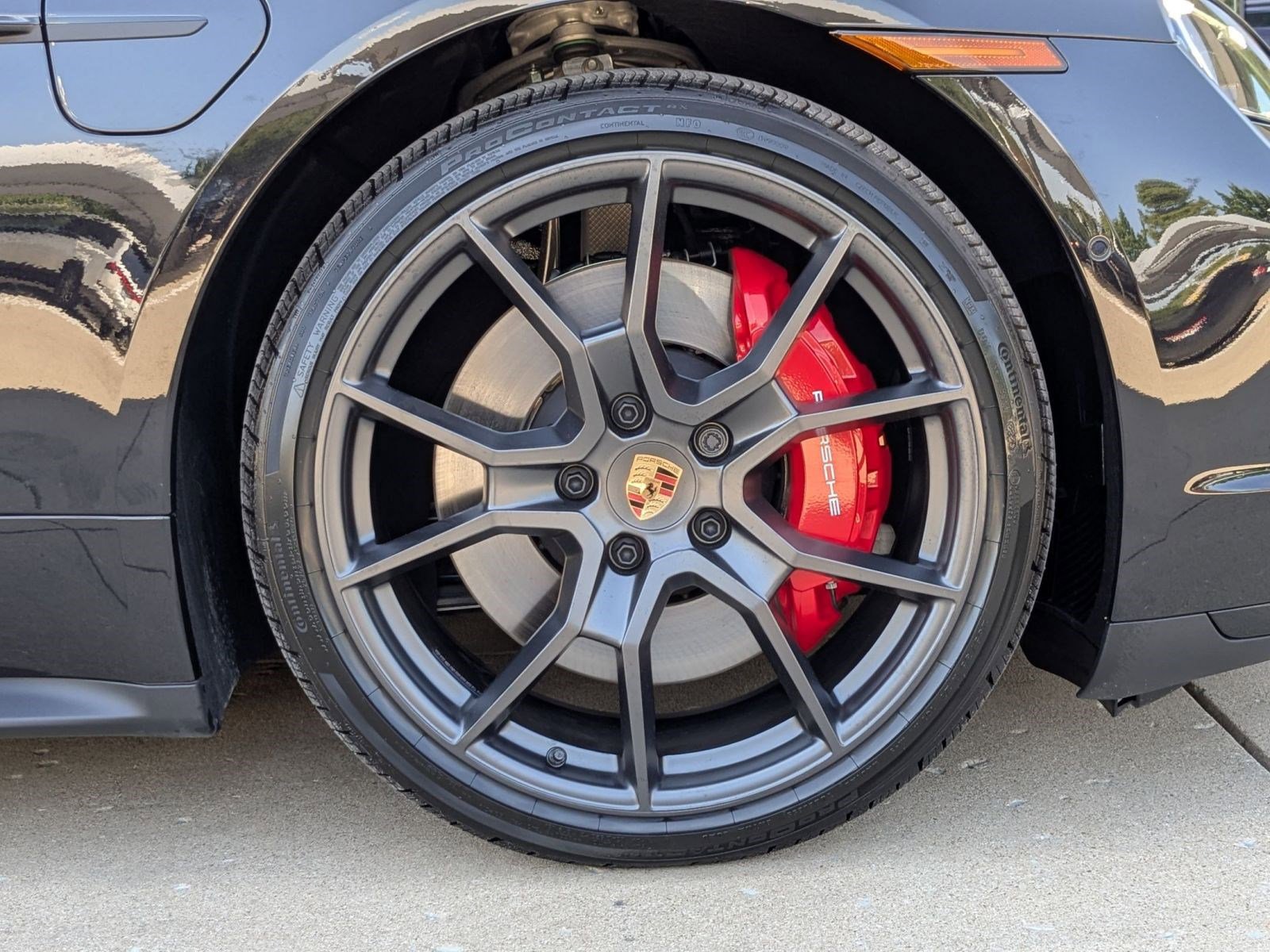 New 2026 Porsche Taycan GTS AWD/4WD image 28