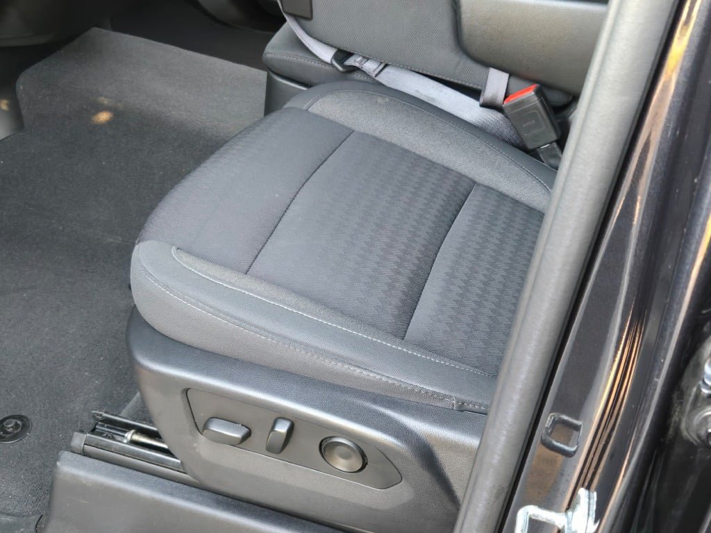 Certified 2023 Chevrolet Silverado 1500 LT w/ LPO, Dark Essentials Package AWD/4WD image 21