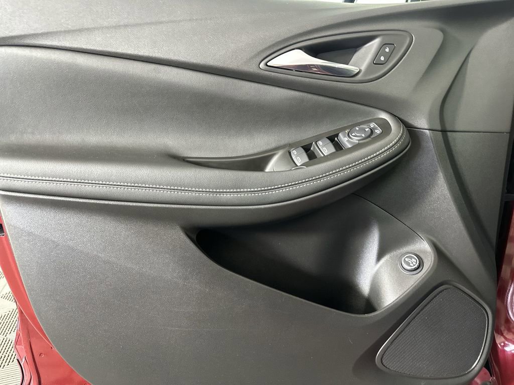 Used 2023 Buick Encore GX Select w/ Sport Touring Package FWD image 24