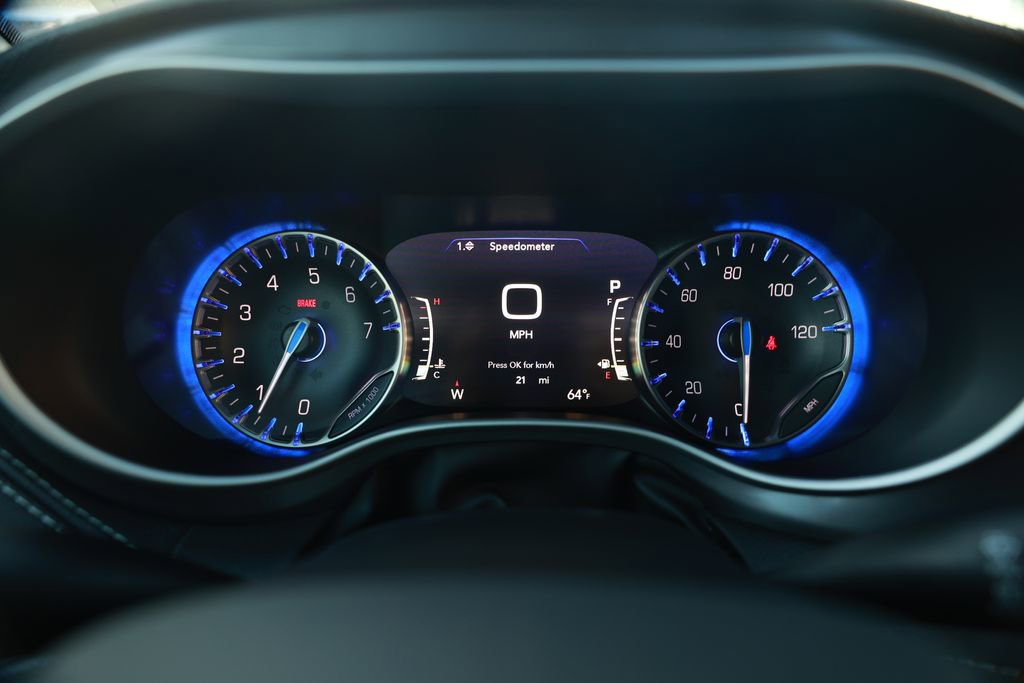 New 2026 Chrysler Pacifica Select image 16