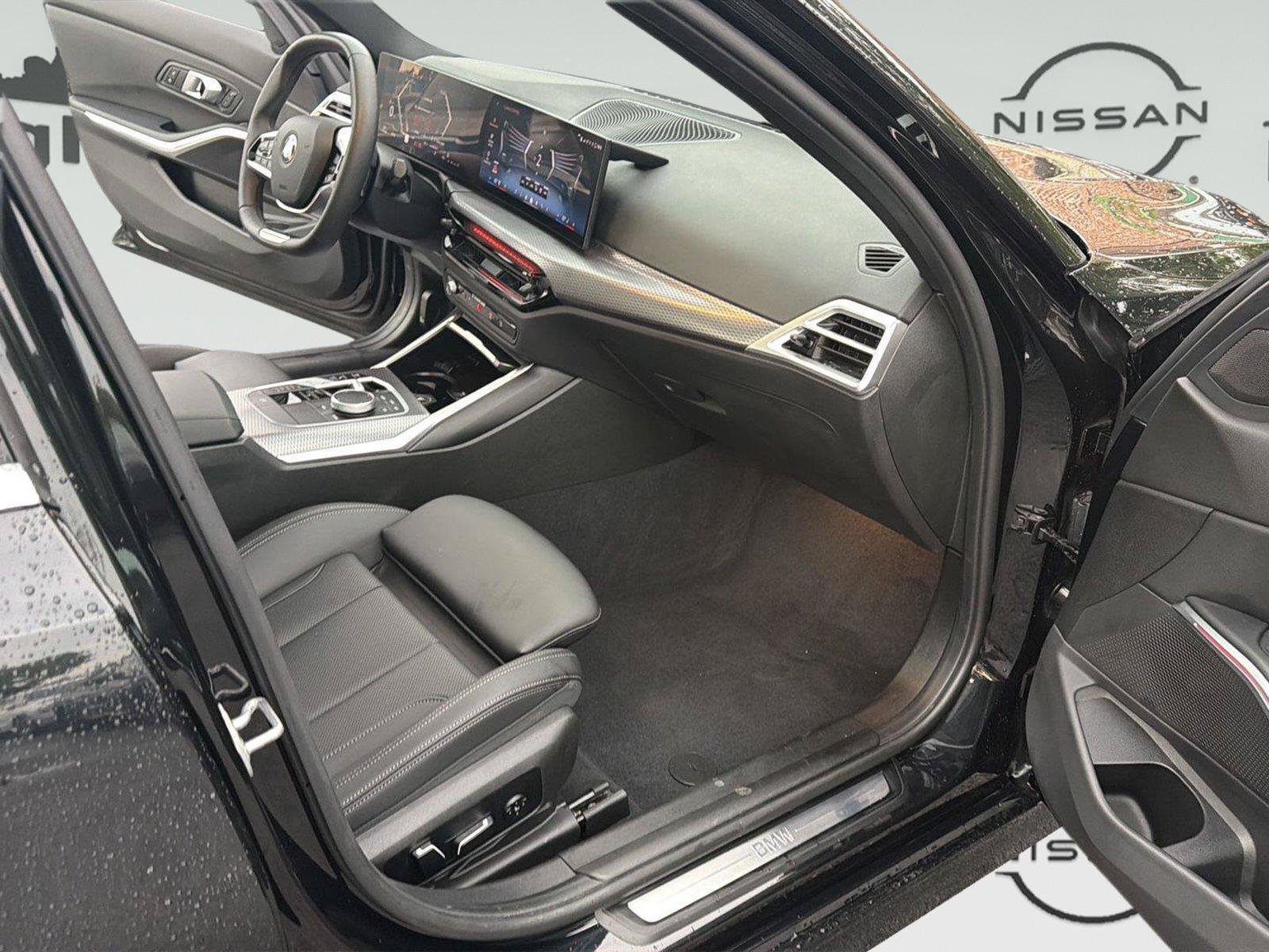 Used 2026 BMW 330i xDrive Sedan AWD/4WD image 29