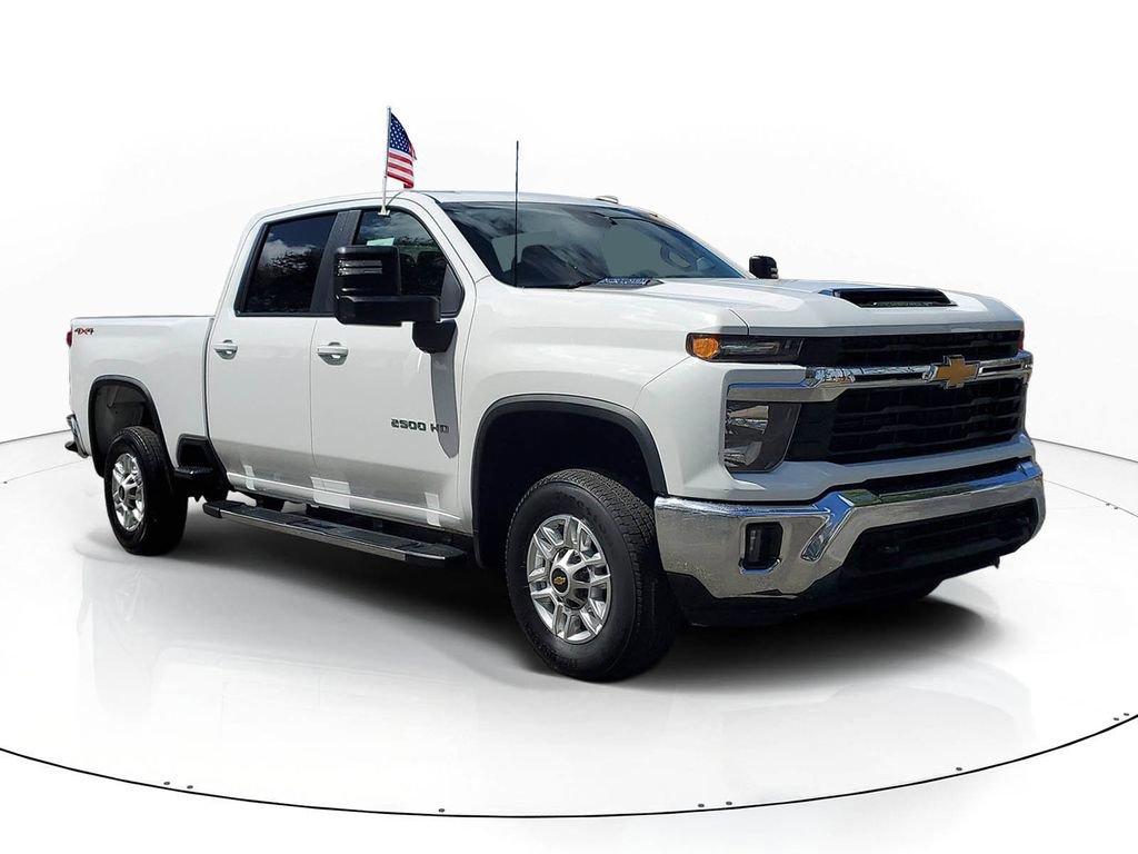 Used 2025 Chevrolet Silverado 2500 LT w/ Convenience Package AWD/4WD image 2