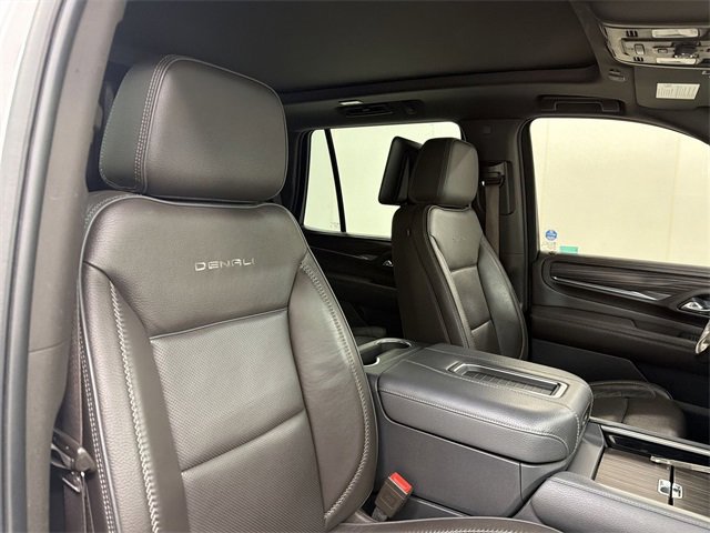 Used 2021 GMC Yukon Denali w/ Denali Ultimate Package image 21