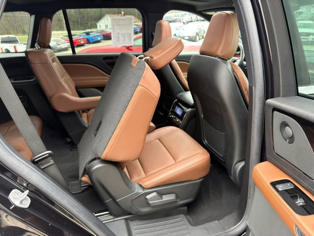 Used 2023 Lincoln Aviator Grand Touring w/ Elements Package Plus image 12