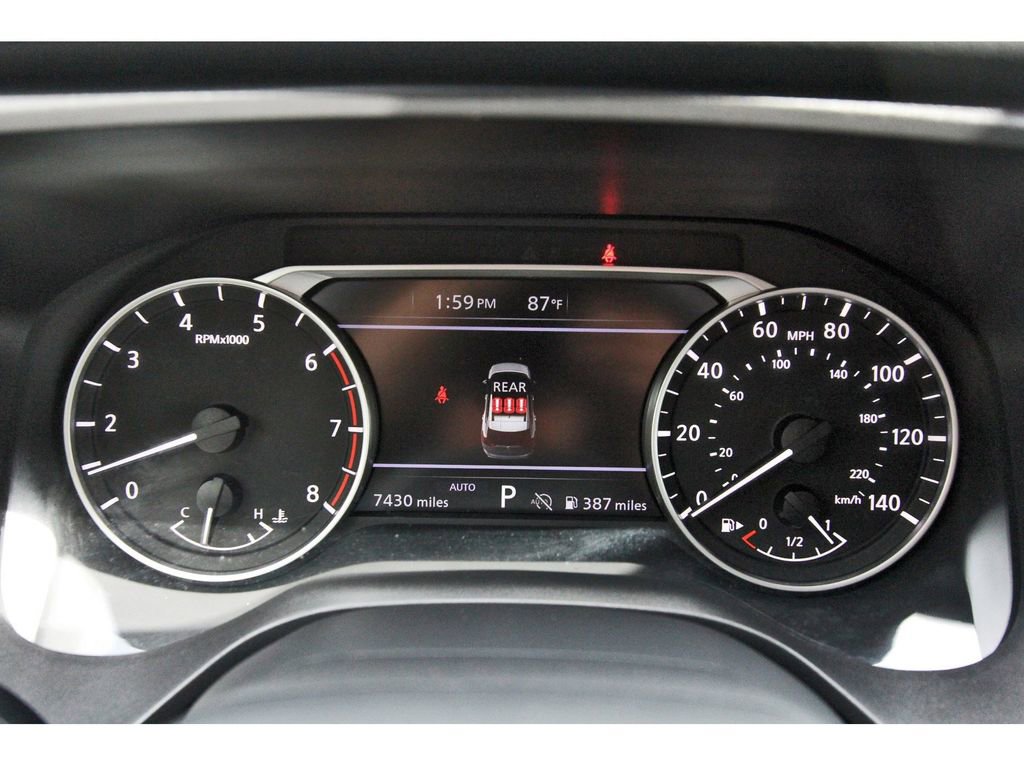 Used 2025 Nissan Rogue SV image 18