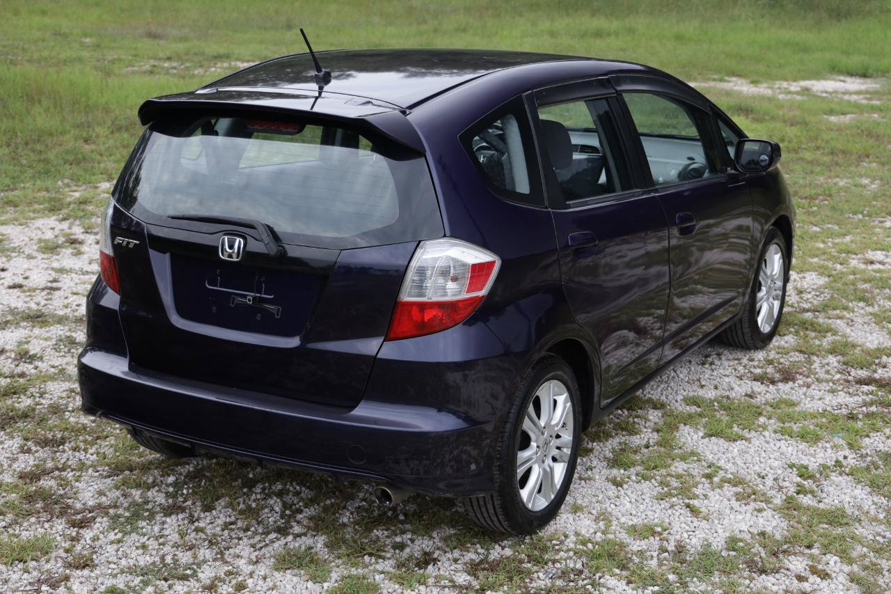 Used 2010 Honda Fit Sport image 11