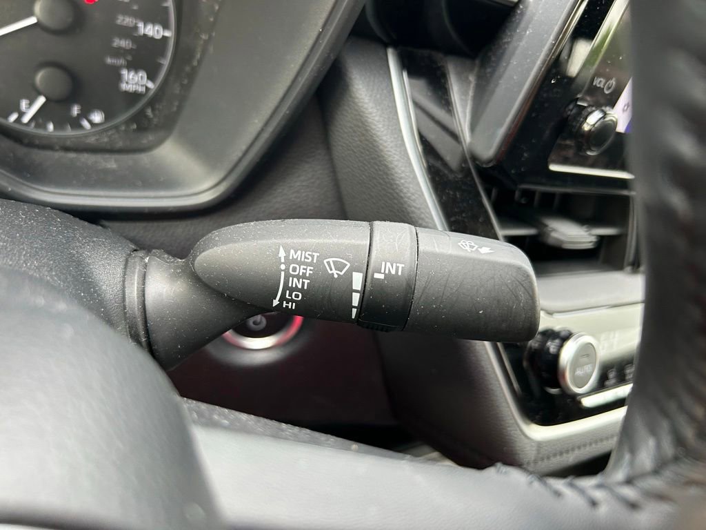 Used 2024 Toyota Corolla SE FWD image 21
