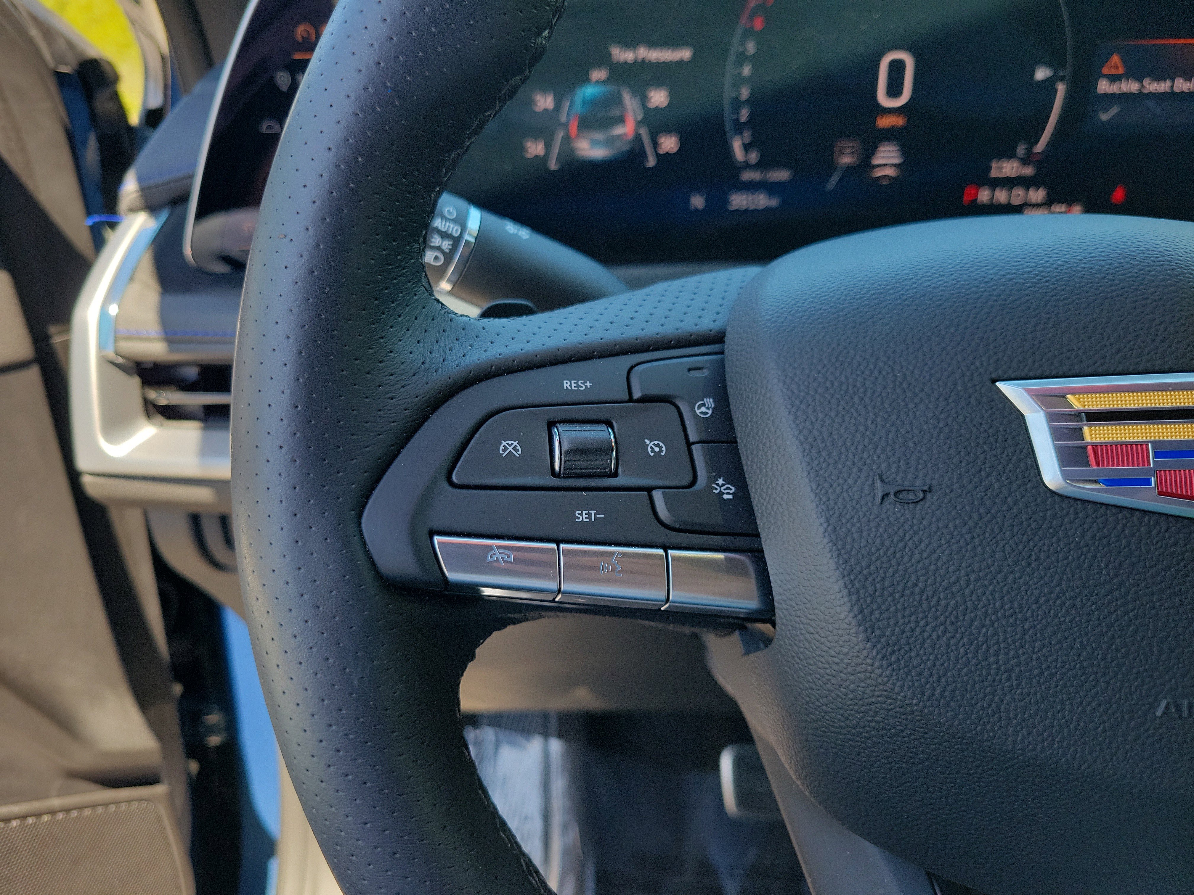 Used 2025 Cadillac XT4 Sport image 31