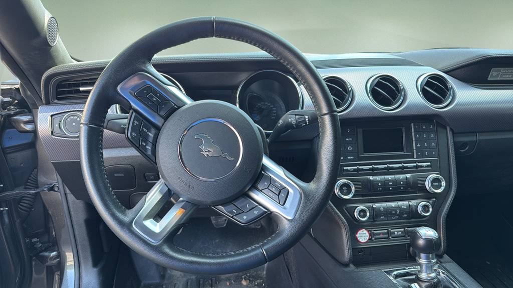 Used 2016 Ford Mustang GT RWD image 13