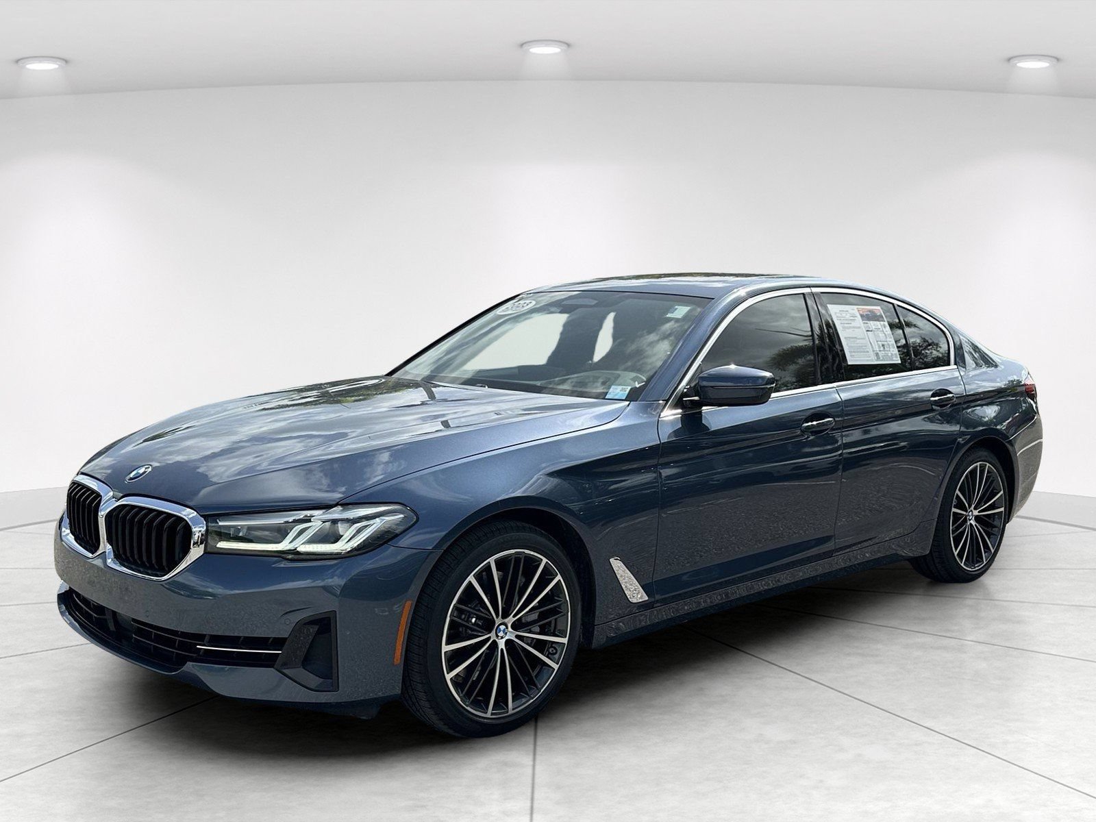 Certified 2023 BMW 540i w/ Executive Package RWD image 7