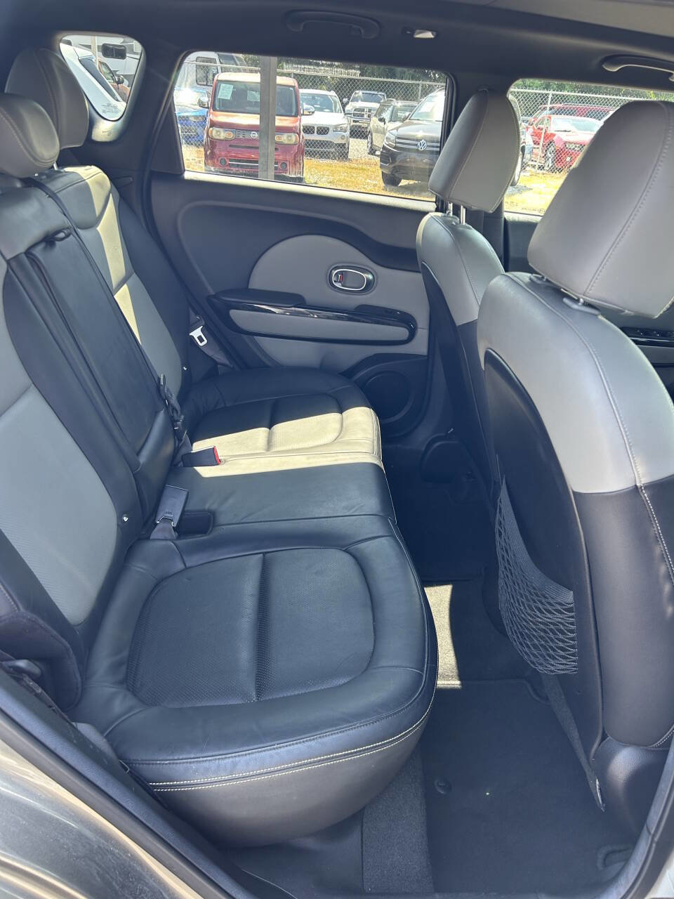Used 2014 Kia Soul + image 21