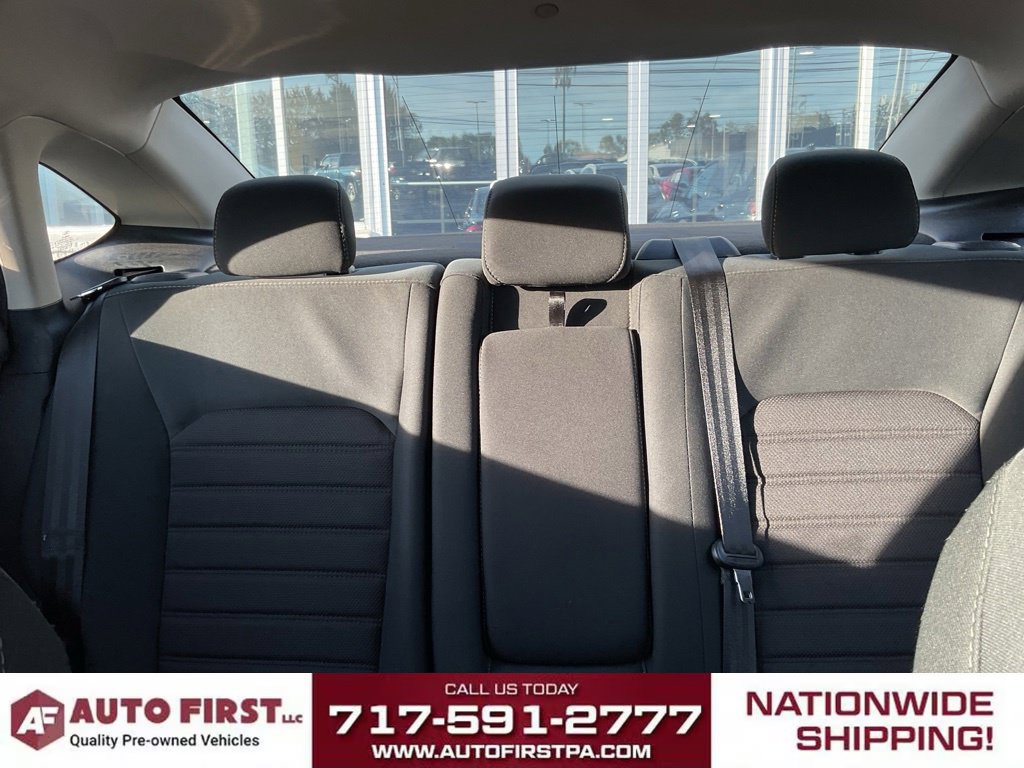 Used 2020 Ford Fusion SE FWD image 27
