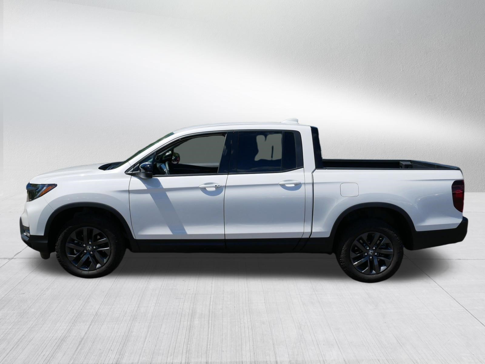 Certified 2026 Honda Ridgeline Sport image 4