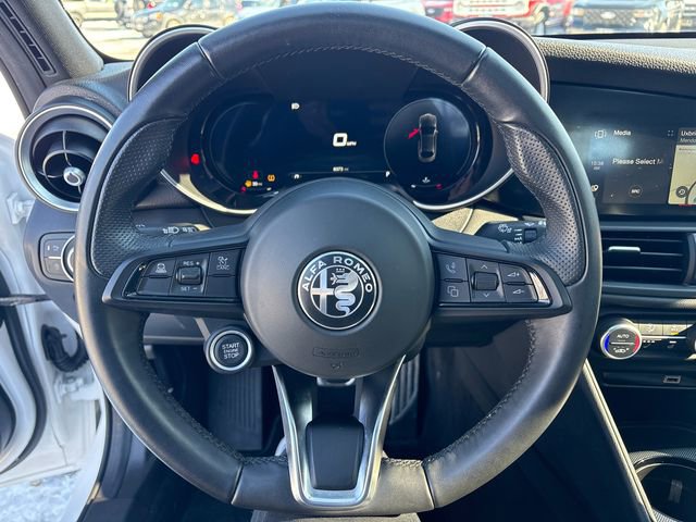 Used 2024 Alfa Romeo Giulia Ti image 23