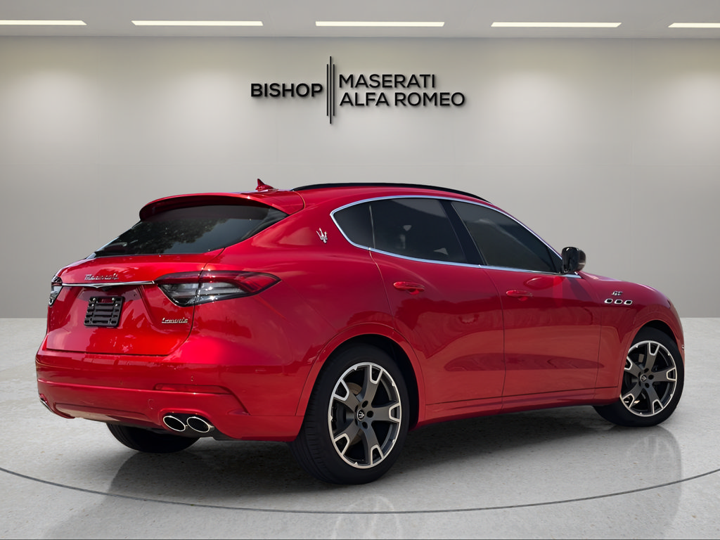 Used 2023 Maserati Levante GT AWD/4WD image 5