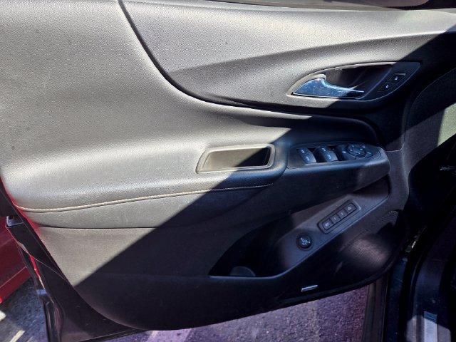 Used 2019 Chevrolet Equinox Premier FWD image 9