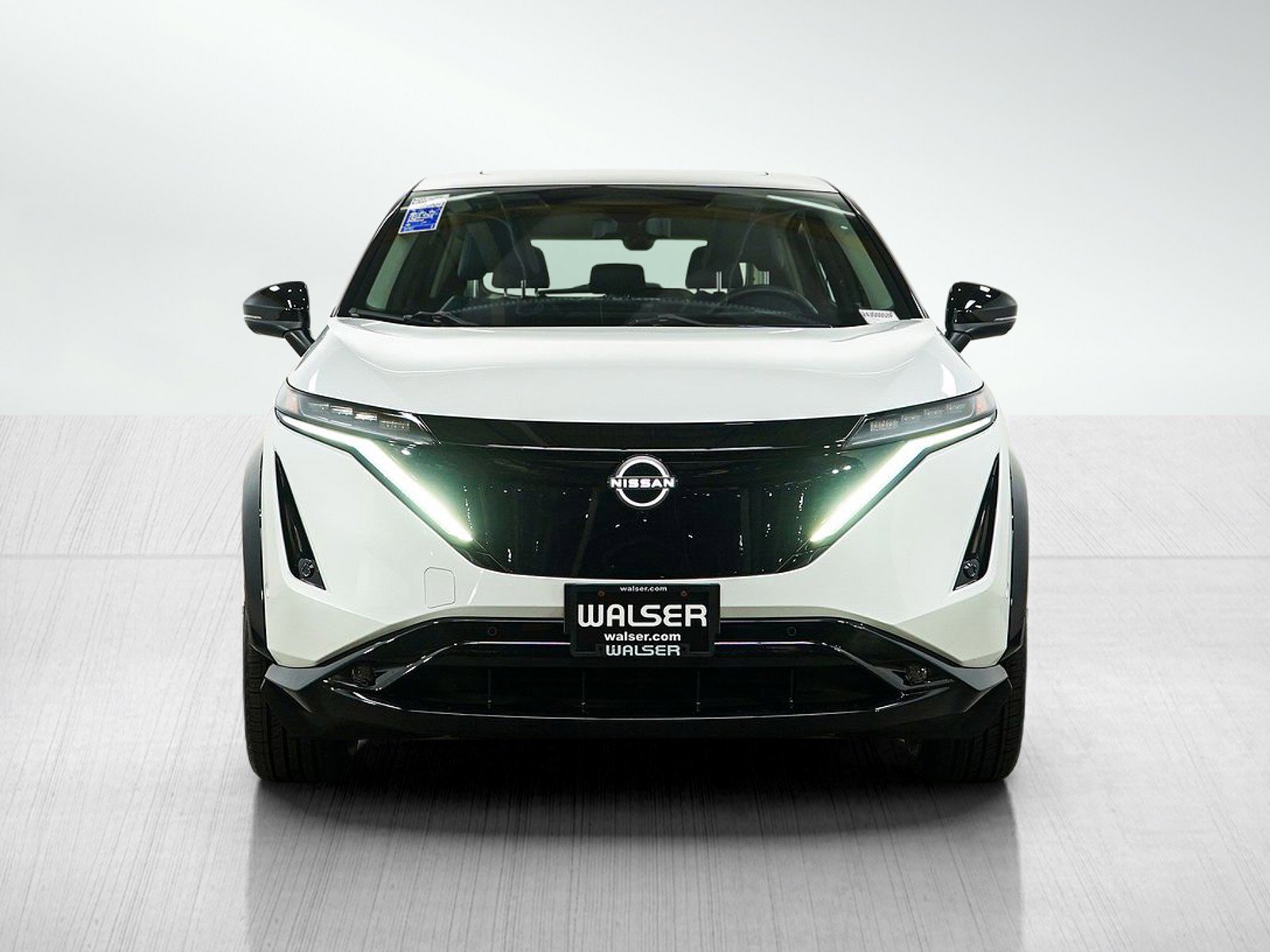 Used 2023 Nissan Ariya AWD/4WD image 9