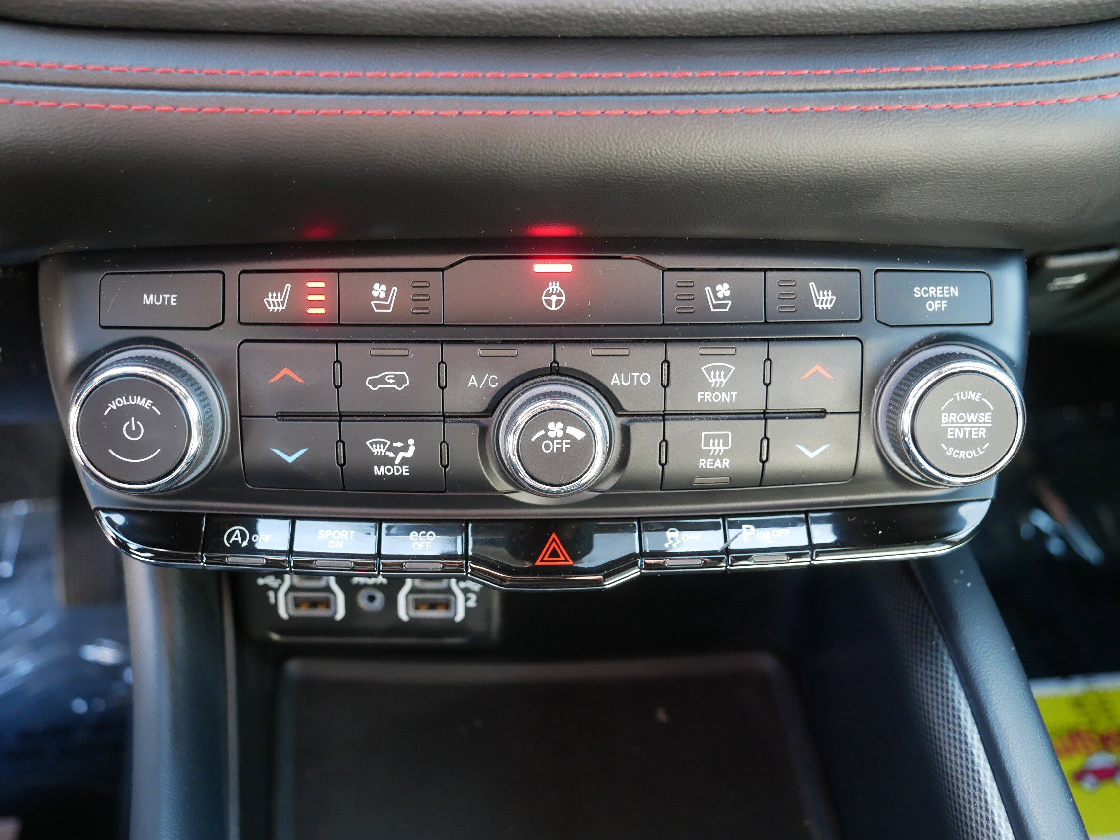 Used 2024 Dodge Durango GT image 23