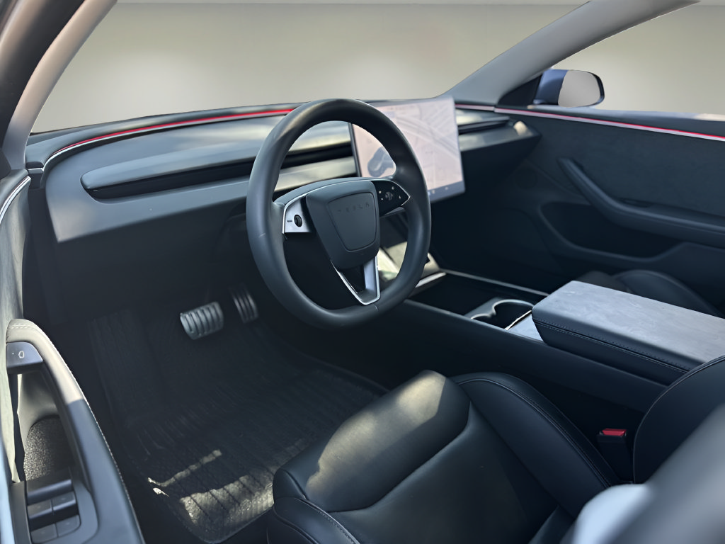 Used 2024 Tesla Model 3 Performance AWD/4WD image 15