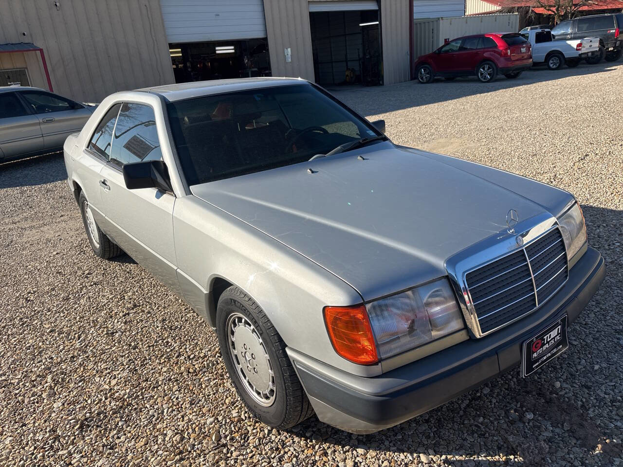 Used 1989 Mercedes-Benz 300 CE Coupe image 19