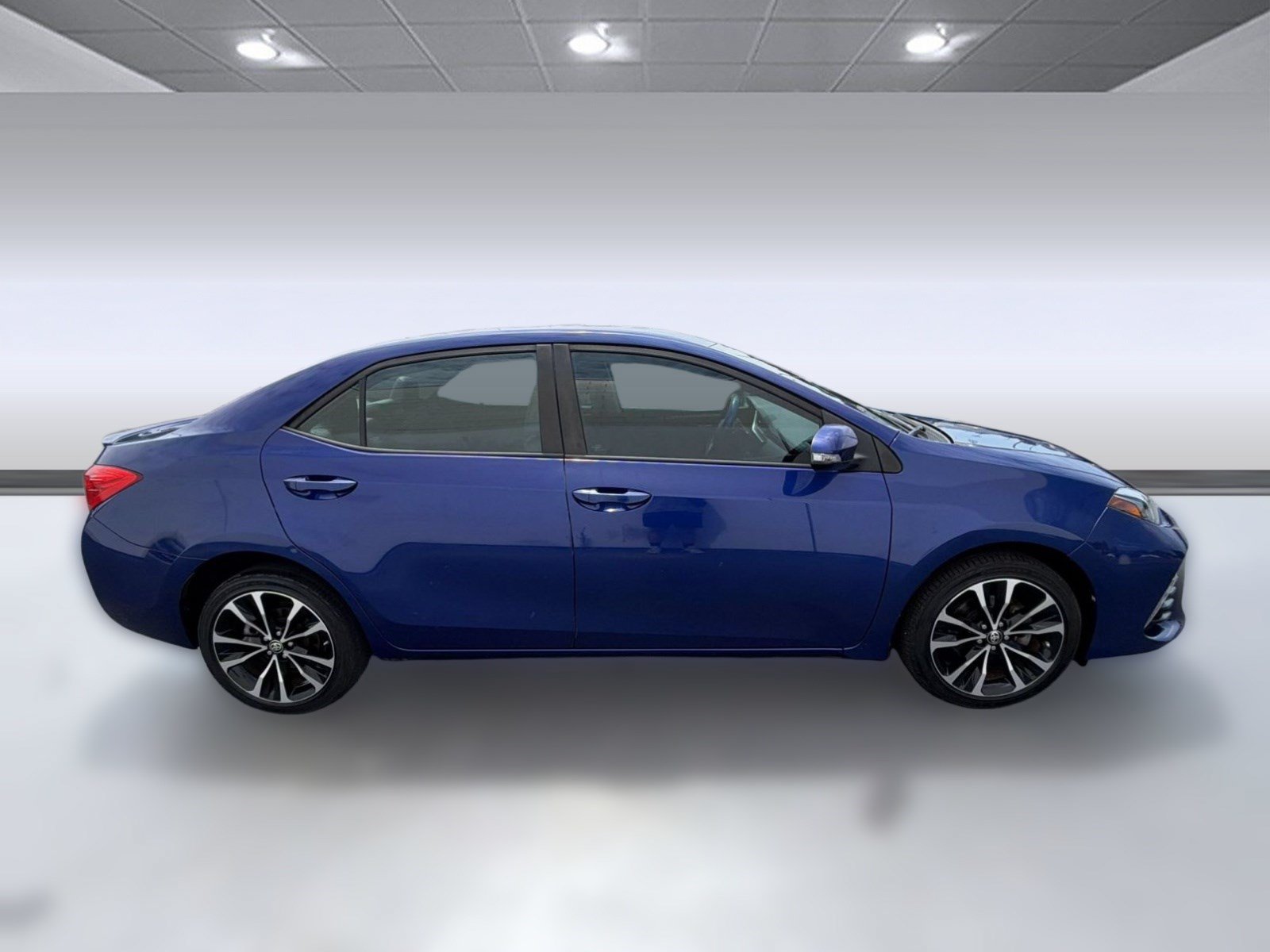 Used 2018 Toyota Corolla SE FWD image 8
