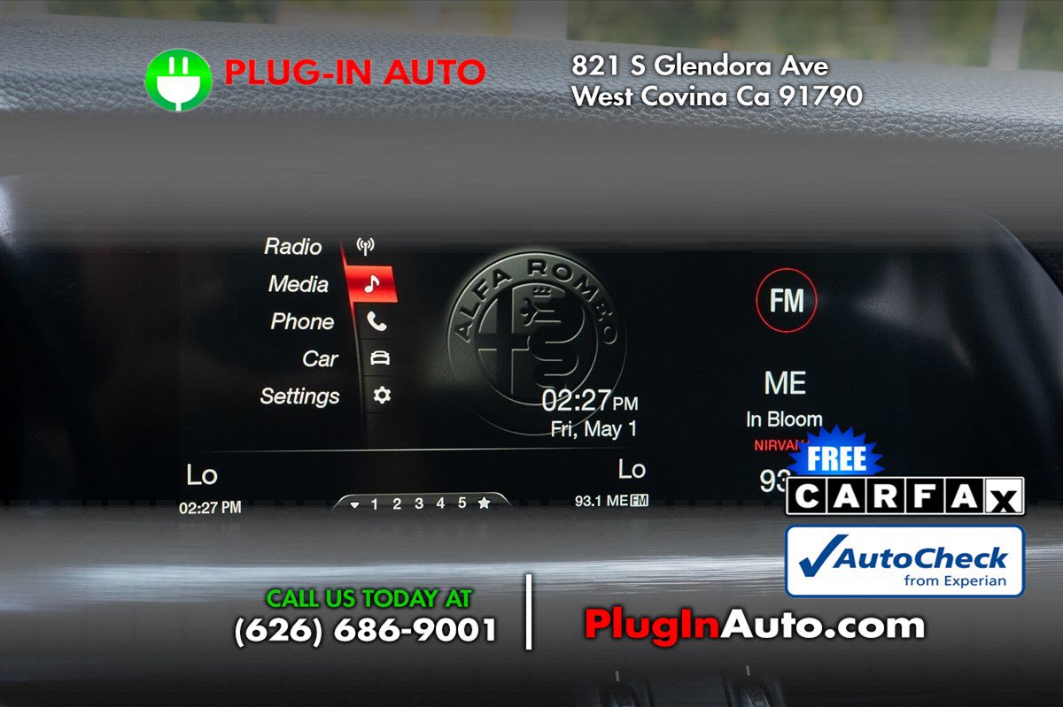 Used 2018 Alfa Romeo Stelvio AWD image 25