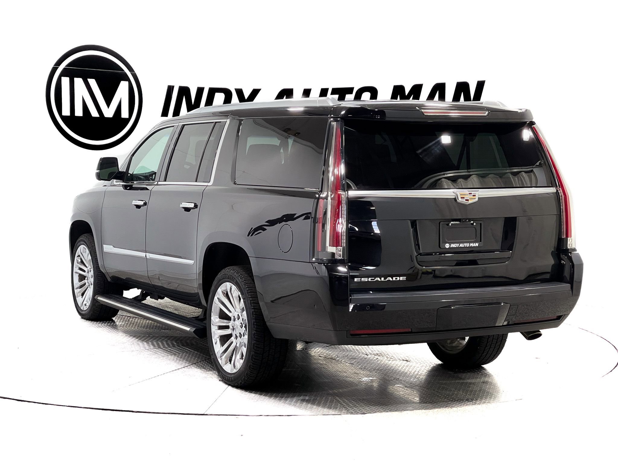 Used 2017 Cadillac Escalade ESV Platinum image 6