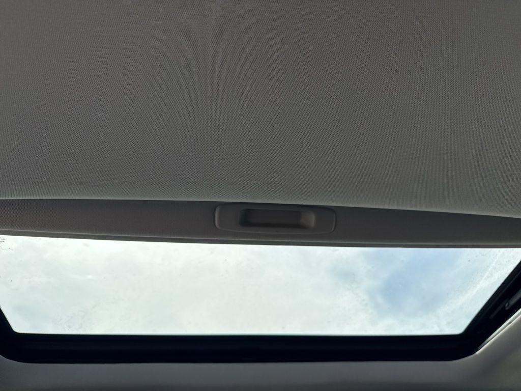 Used 2012 Honda Pilot EX-L image 16