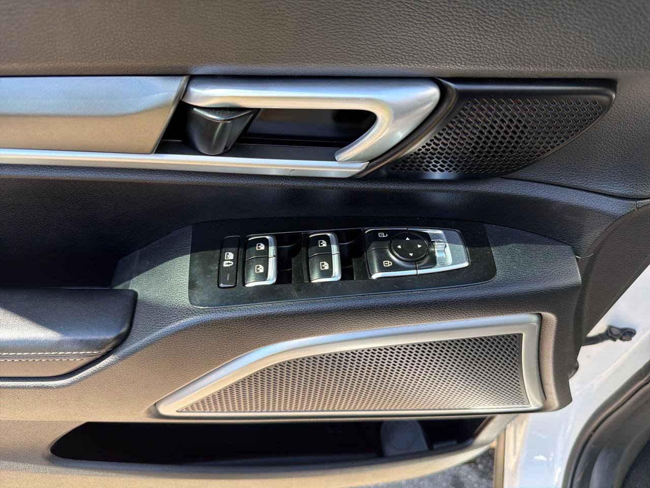 Used 2020 Kia Telluride LX FWD image 34