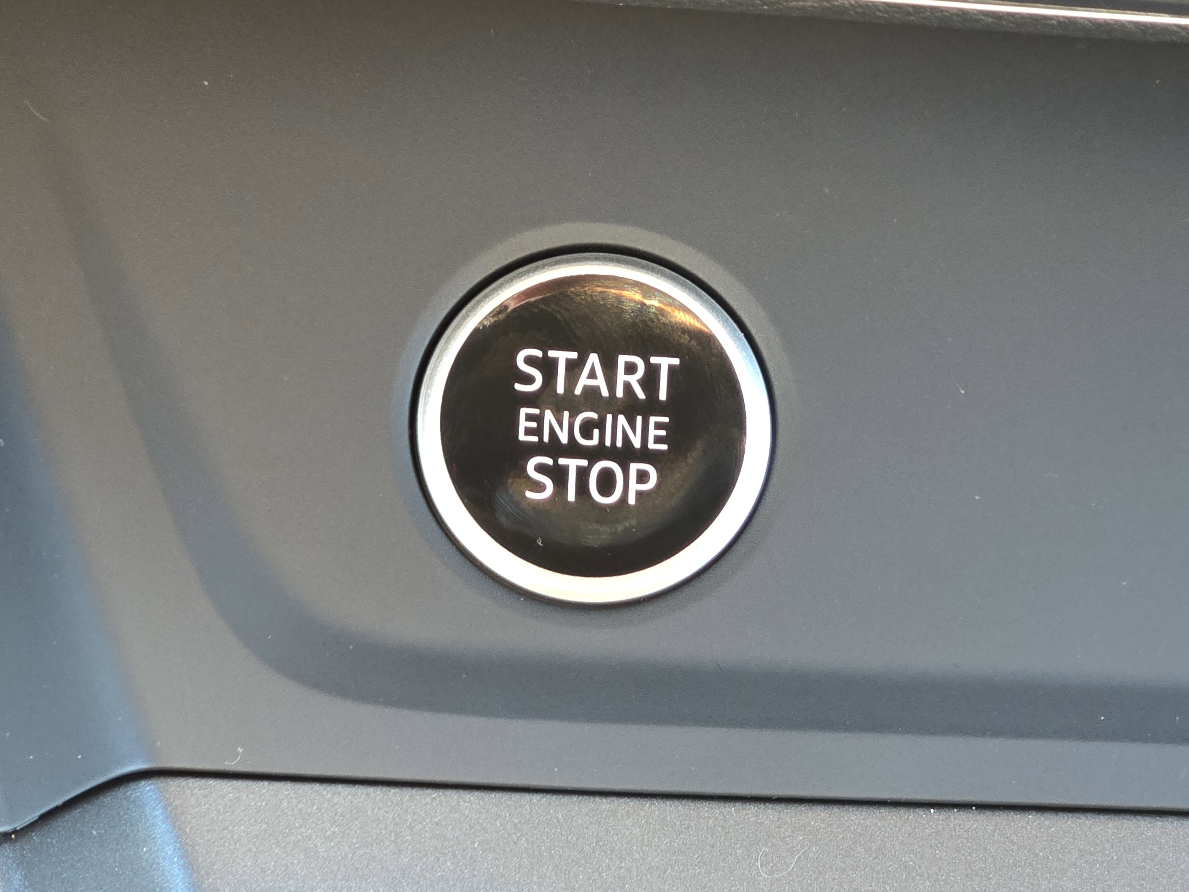 New 2025 Audi Q3 2.0T Premium image 11