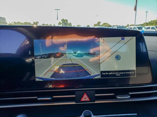 New 2025 Hyundai Elantra Limited image 14