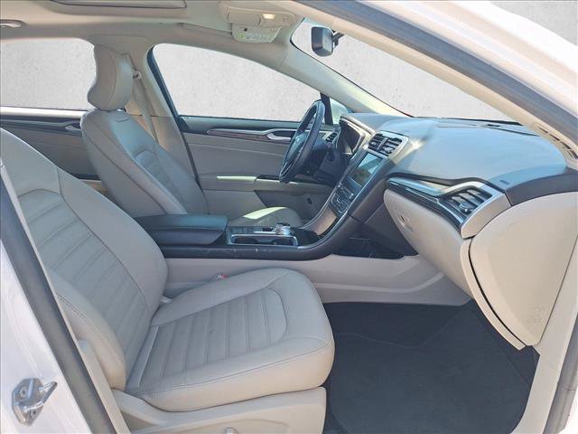 Used 2018 Ford Fusion Energi SE FWD image 18