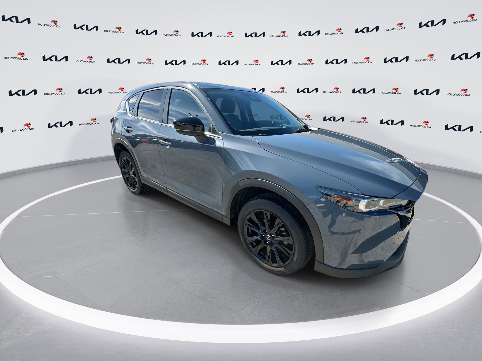 Used 2022 MAZDA CX-5 Carbon Edition image 2