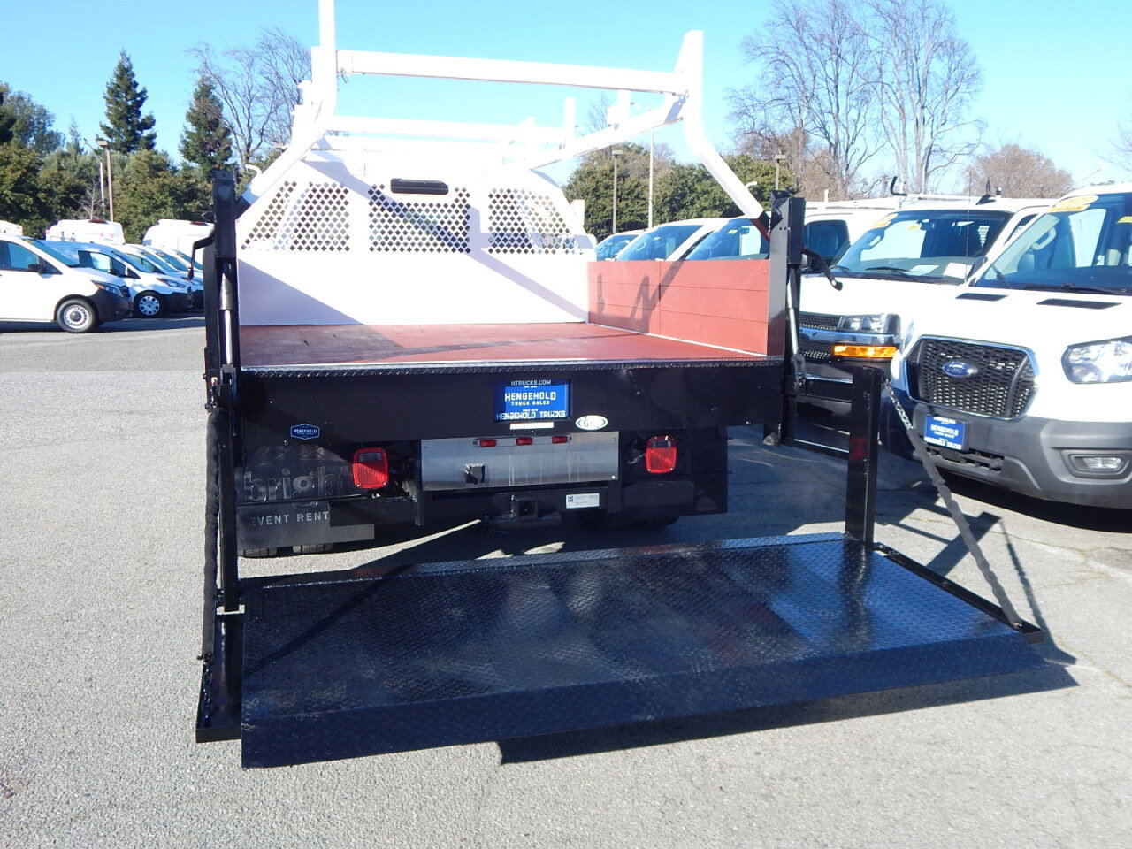 Used 2018 Ford F450 XL w/ Trailer Tow Package image 15