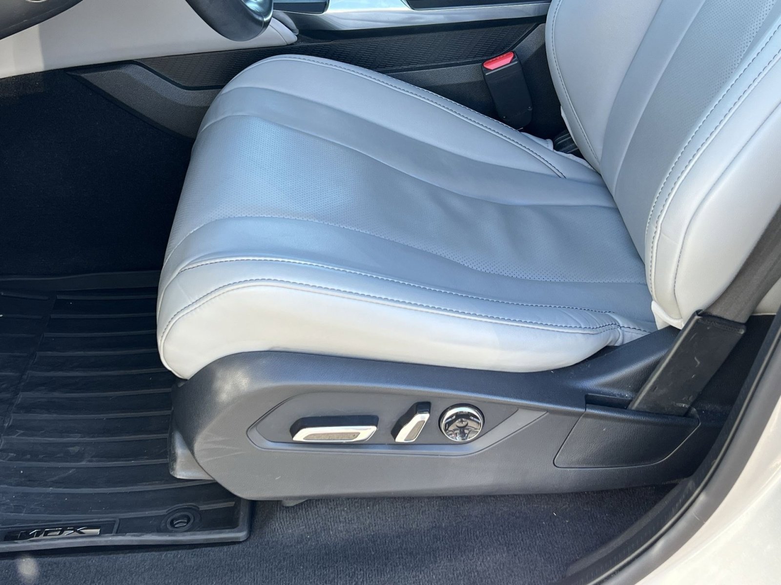 Certified 2023 Acura MDX w/Technology Package image 15