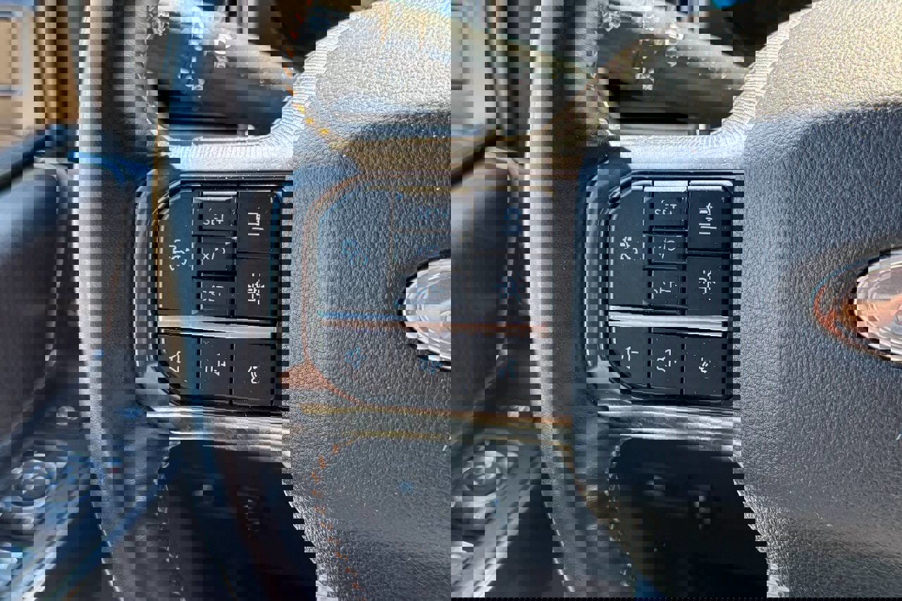 Used 2024 Ford F250 Platinum image 33