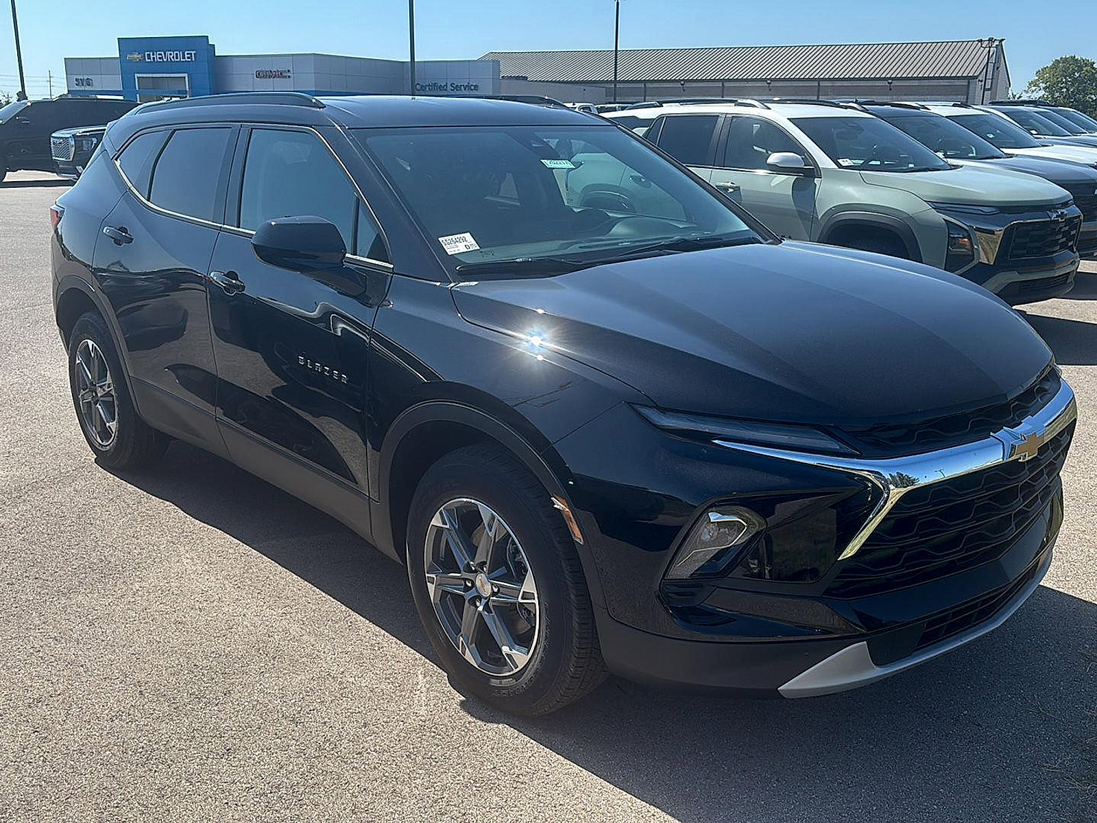 New 2025 Chevrolet Blazer LT w/ Convenience Package AWD/4WD image 3