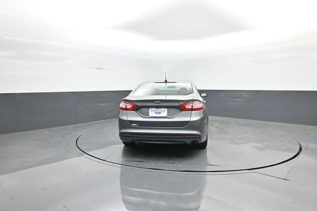 Used 2014 Ford Fusion SE w/ Equipment Group 202A image 6