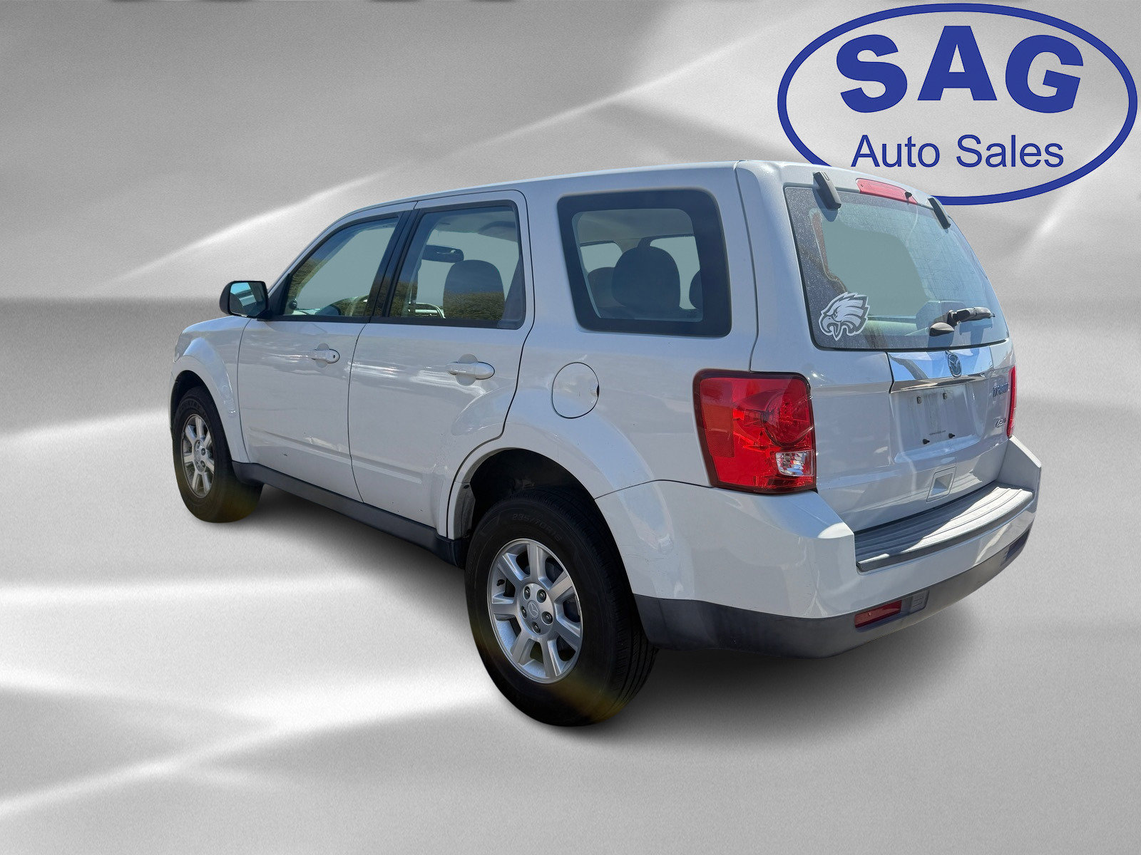 Used 2011 MAZDA Tribute i Sport image 4