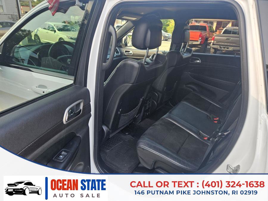 Used 2017 Jeep Grand Cherokee Altitude image 10