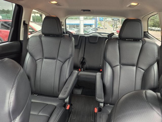 Certified 2022 Subaru Ascent Limited AWD/4WD image 10