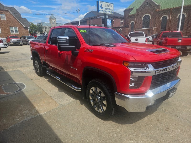 Used 2022 Chevrolet Silverado 2500 LT w/ Convenience Package image 8